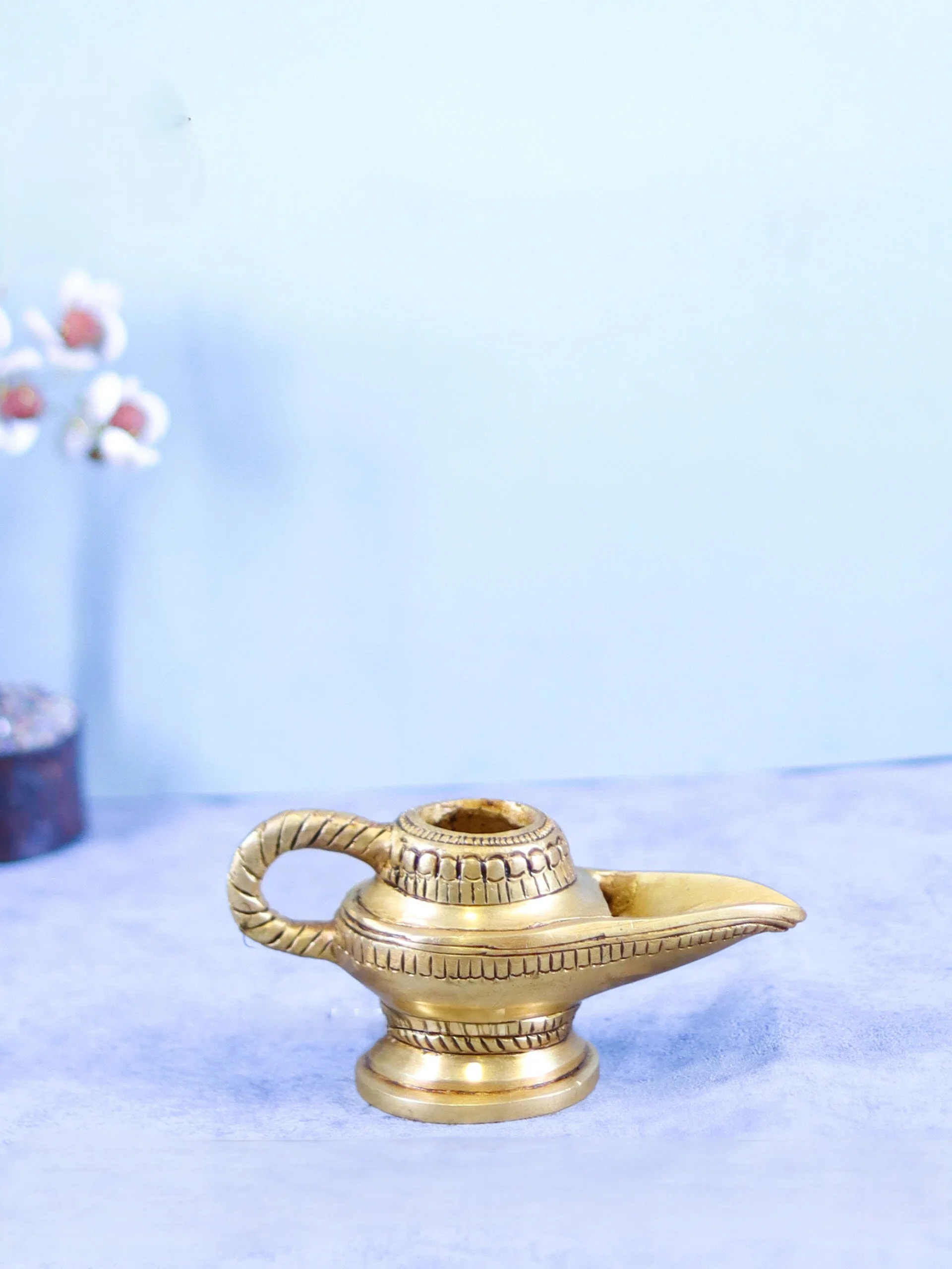 Aladdin Lamp 2.5 X 5.2″